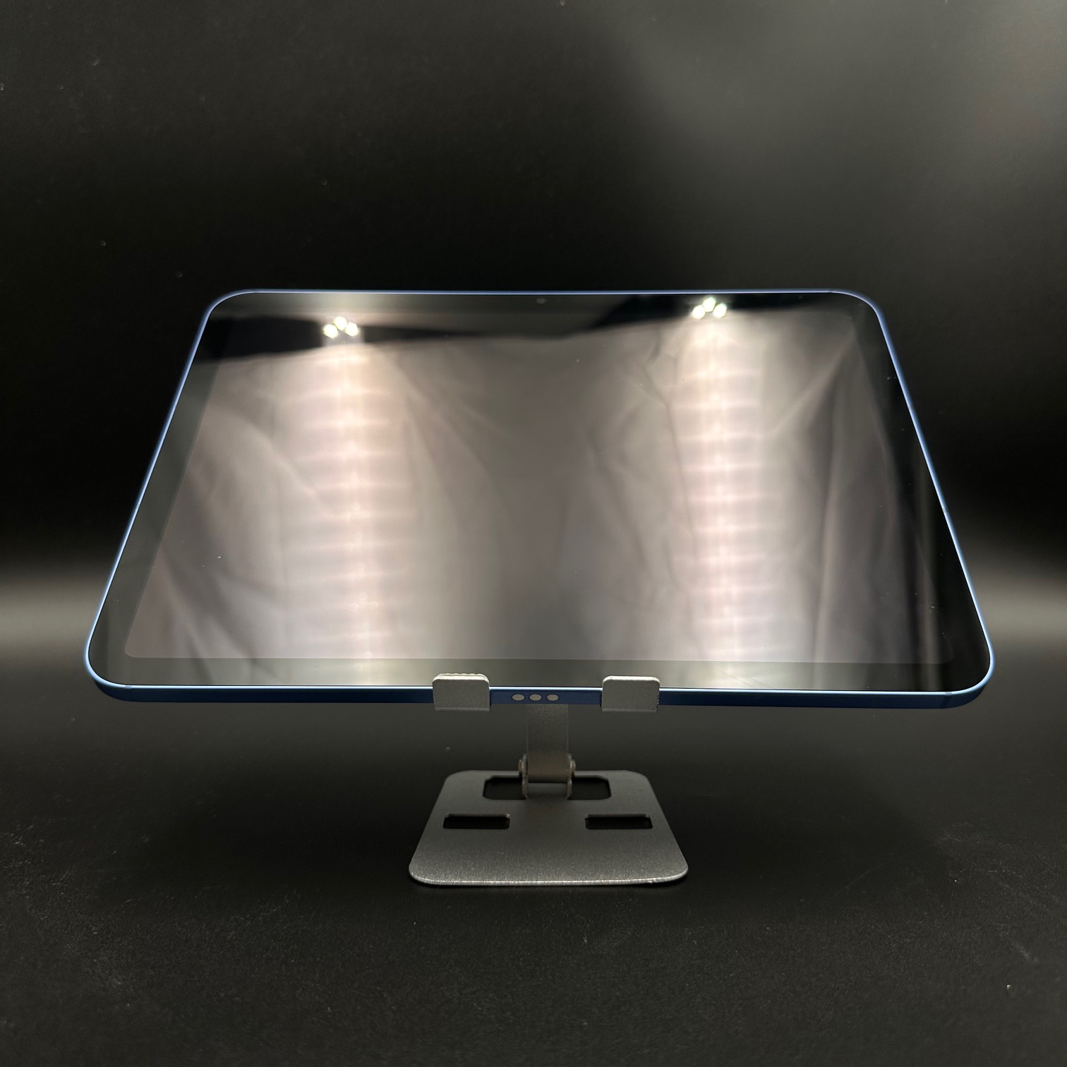 iPad (A16) - Image 2