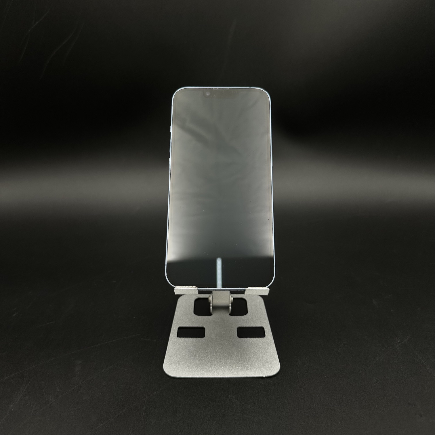 iPhone 14 - Image 2